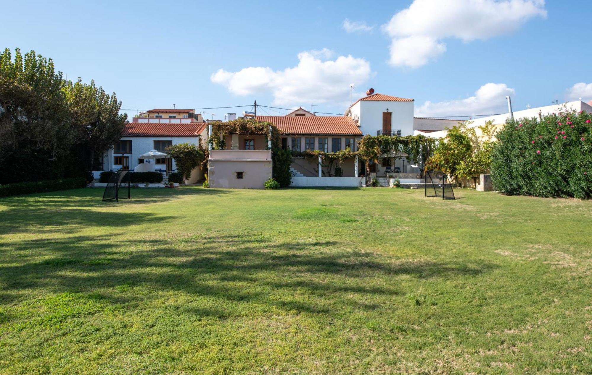 Ismini Apartments Καλύβες Εξωτερικό φωτογραφία