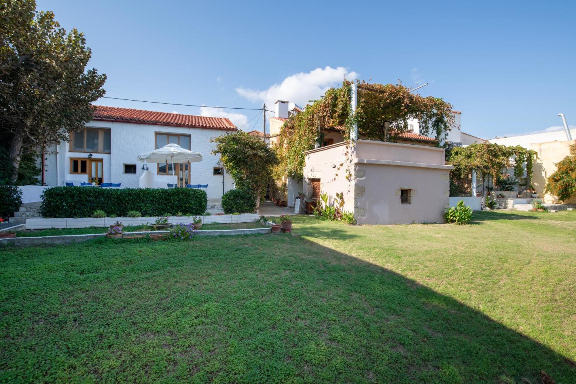 Ismini Apartments Καλύβες Εξωτερικό φωτογραφία